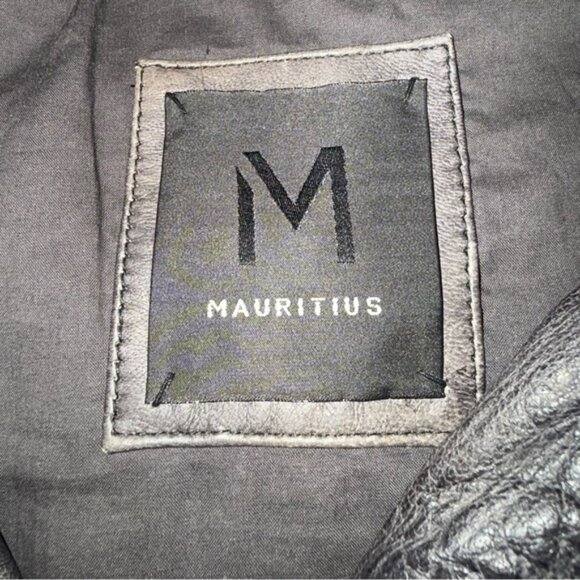 Mauritius‎ Women’s Distressed Dark Brown Leather Jacket With Faux Fur Hood M - Picture 5 of 16